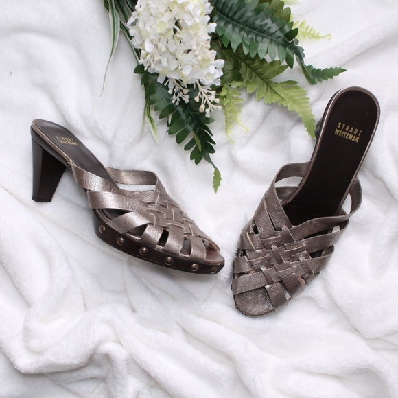 Stuart Weitzman Shoes - Stuart Weitzman Metallic Leather Woven Sandals 7.5